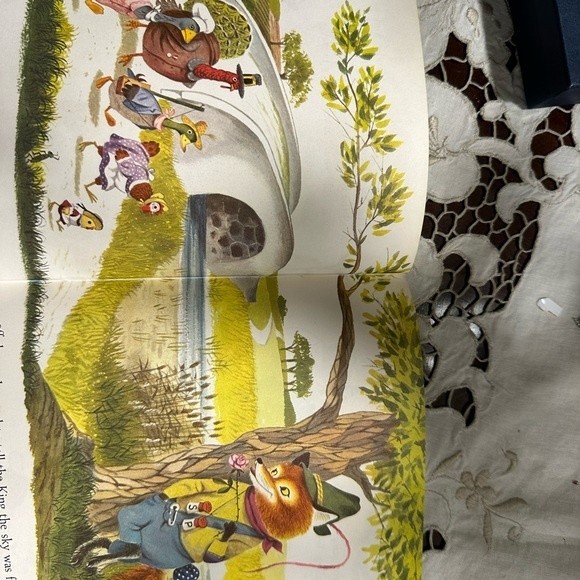 Vintage Golden Book Read and Hear Book/Vinyl Chicken Little The Little Red Hen - Picture 5 of 8